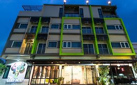 The Cozy Nest Boutique Rooms